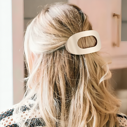 Clipia – Stecken Sie Ihr Haar hoch. Befreien Sie sich von Unbehagen.