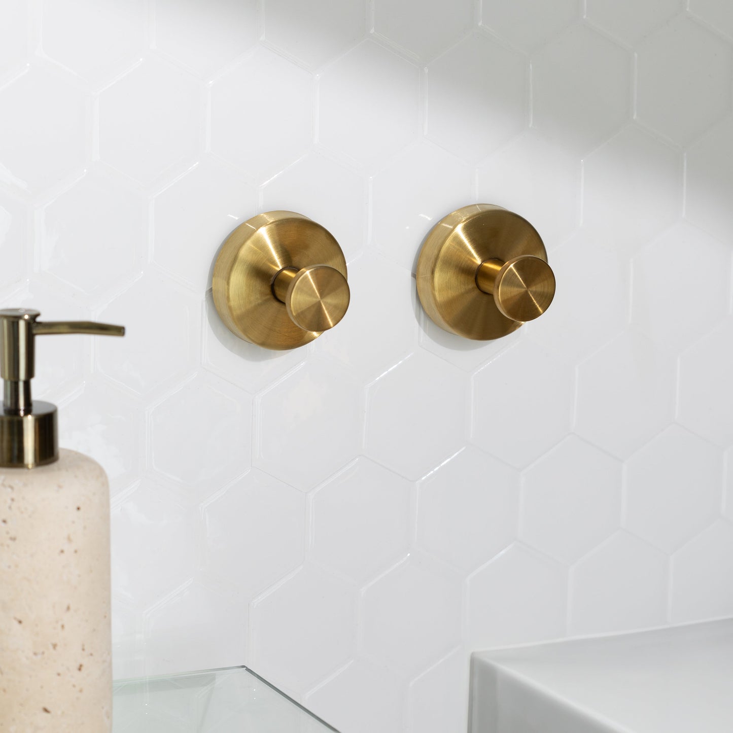 ScandicHook – Einfache Montage ohne Bohren.